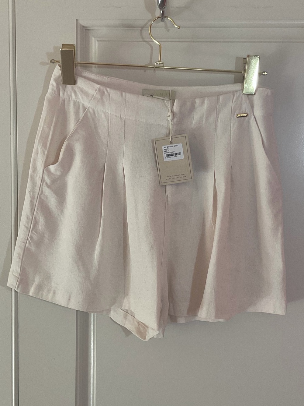 Boamar Lusso High-Waist Pleated Linen Ivory Shorts